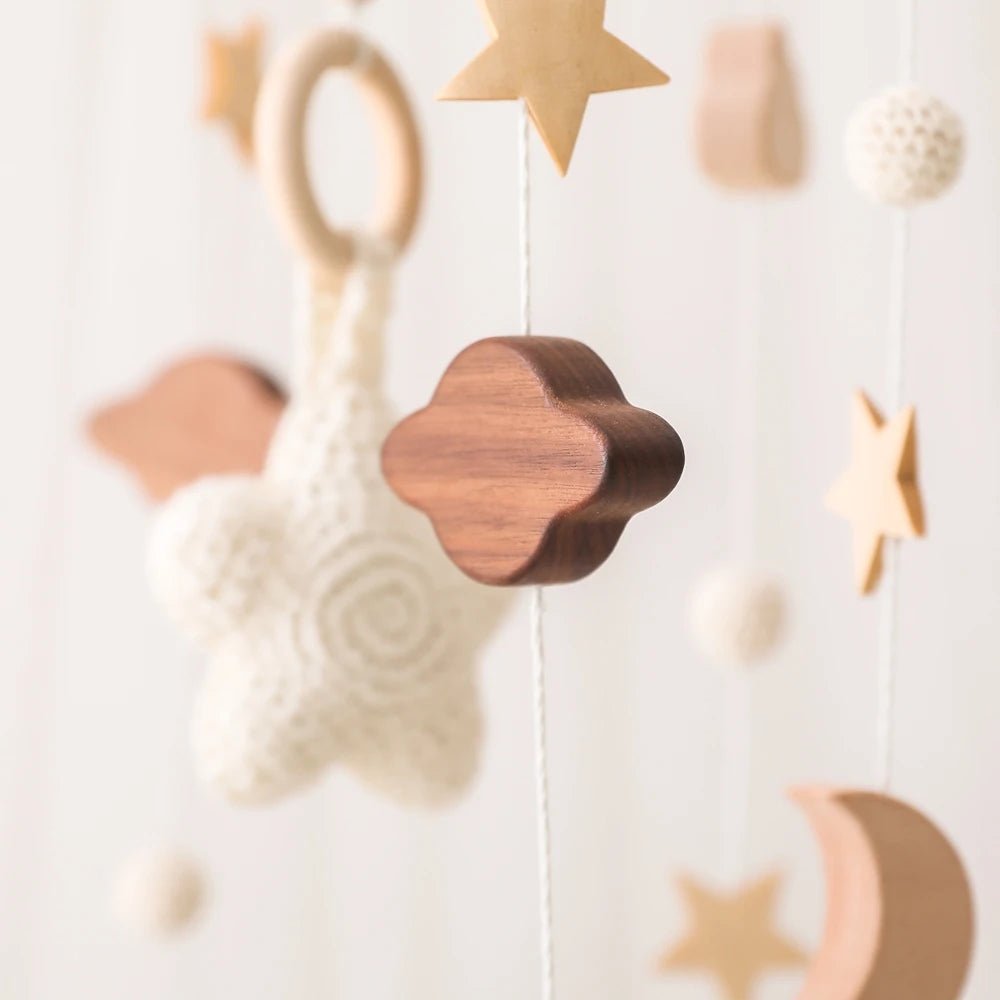 Woodland Wooden Baby Mobile – Musical Crib Toy for Infants - Elyvio