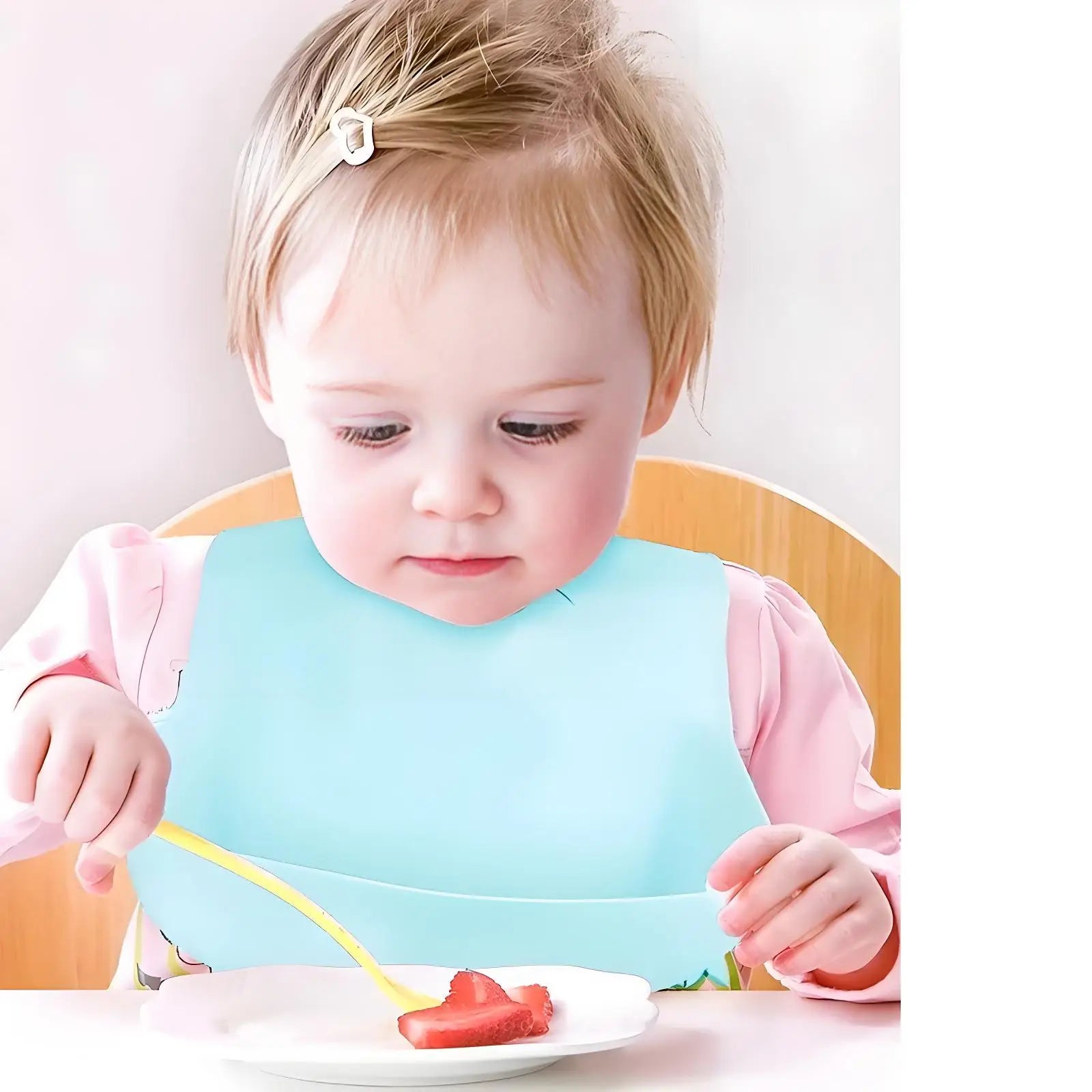 Adjustable Waterproof Bibs - BPA Free - Elyvio